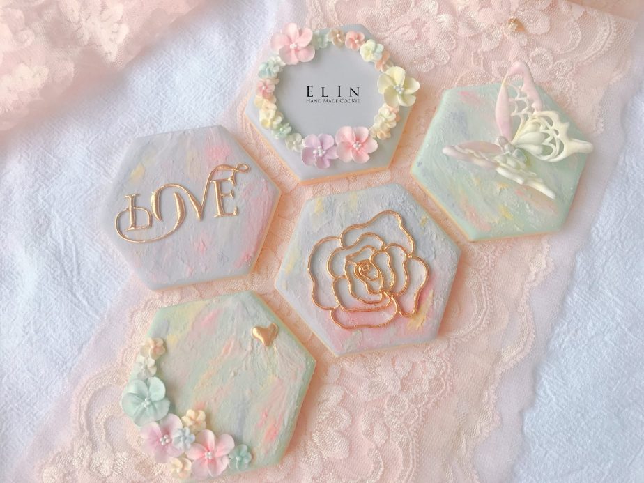 flower and butterfly royal icing cookie